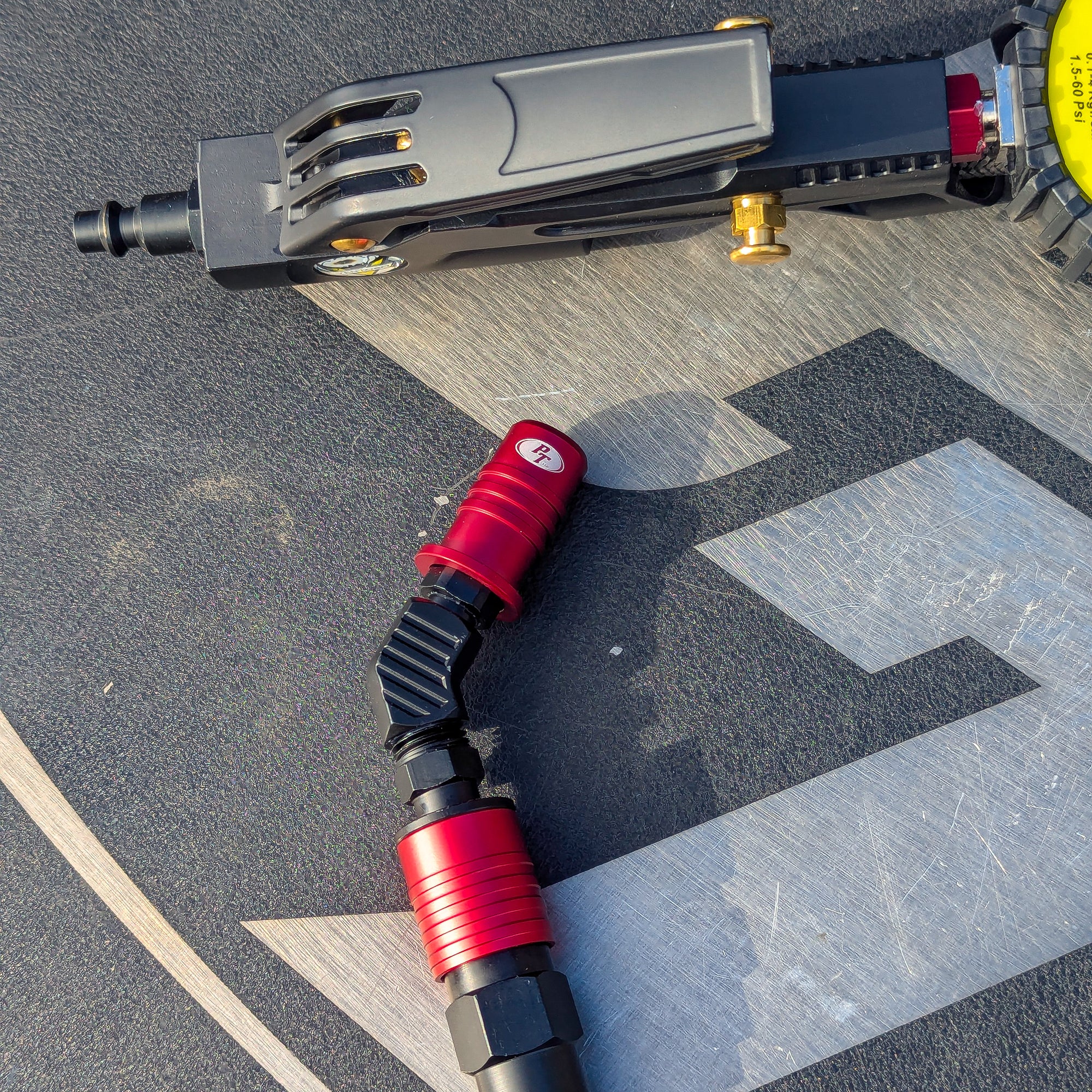 HiPPO3 - Hi-Pressure Push-On Tire Chuck v3 (1000 psi WP)