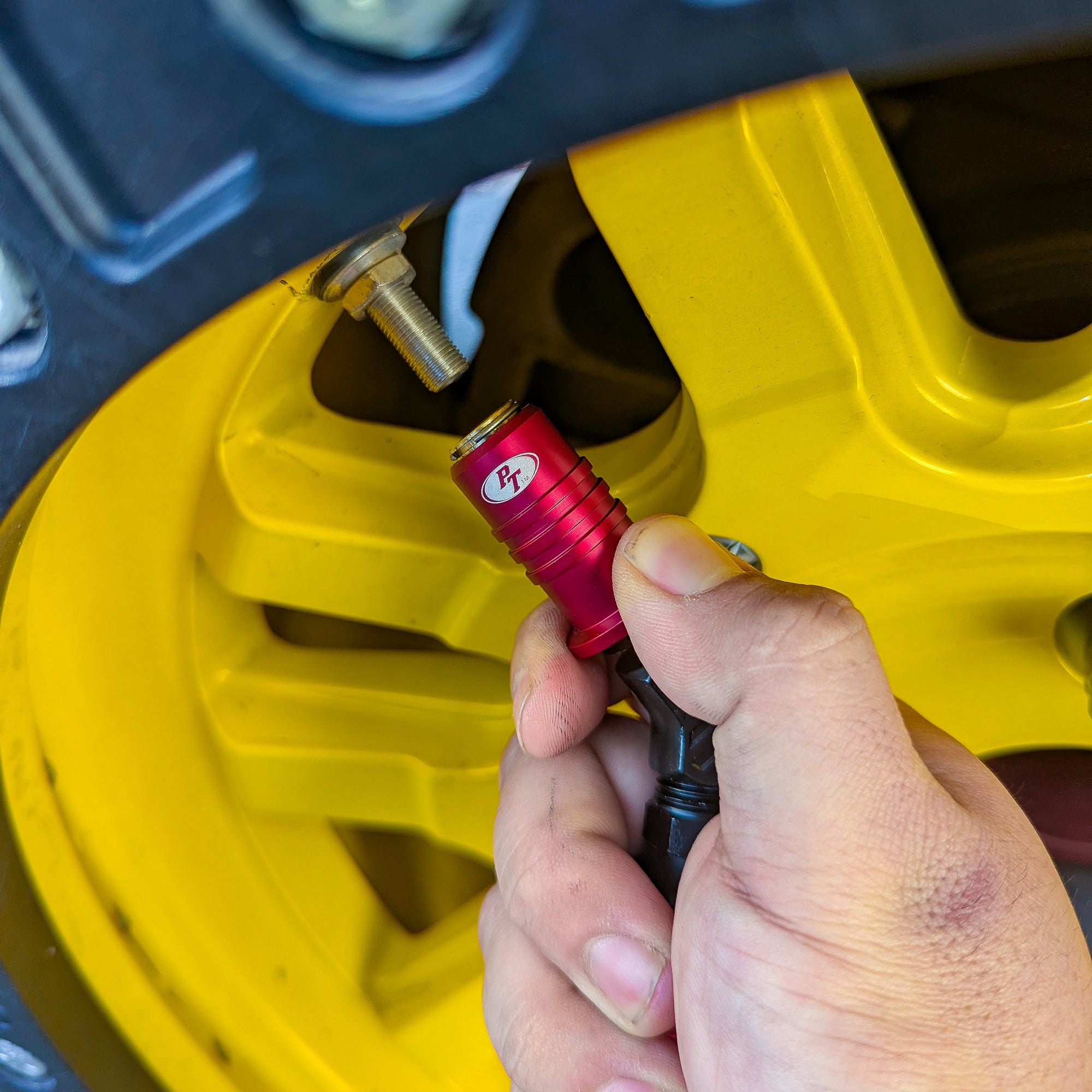 HiPPO3 - Hi-Pressure Push-On Tire Chuck v3 (1000 psi WP)