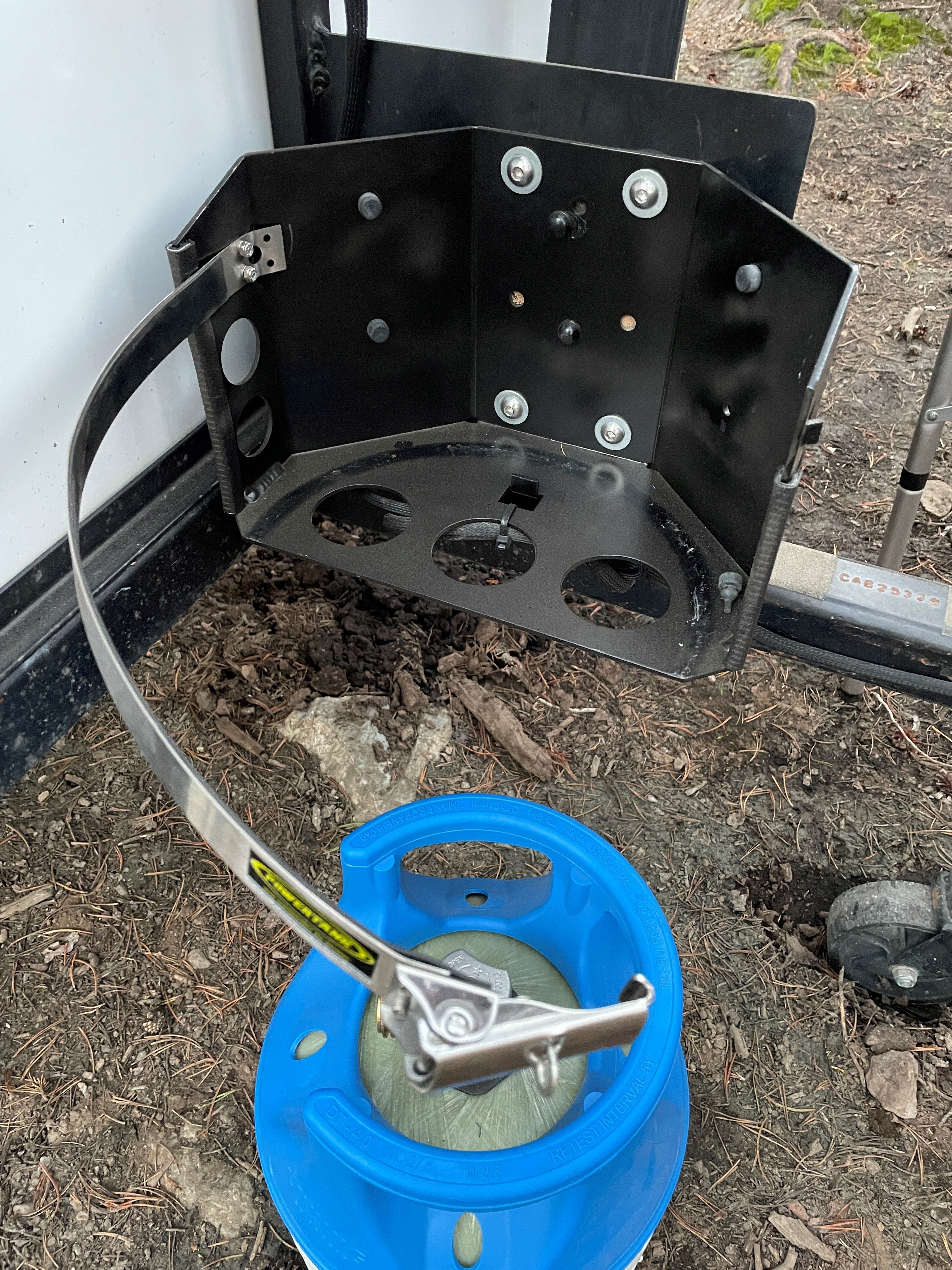 Propane Tank Mount for 11 lb Squatty & Viking Tanks | Power Tank