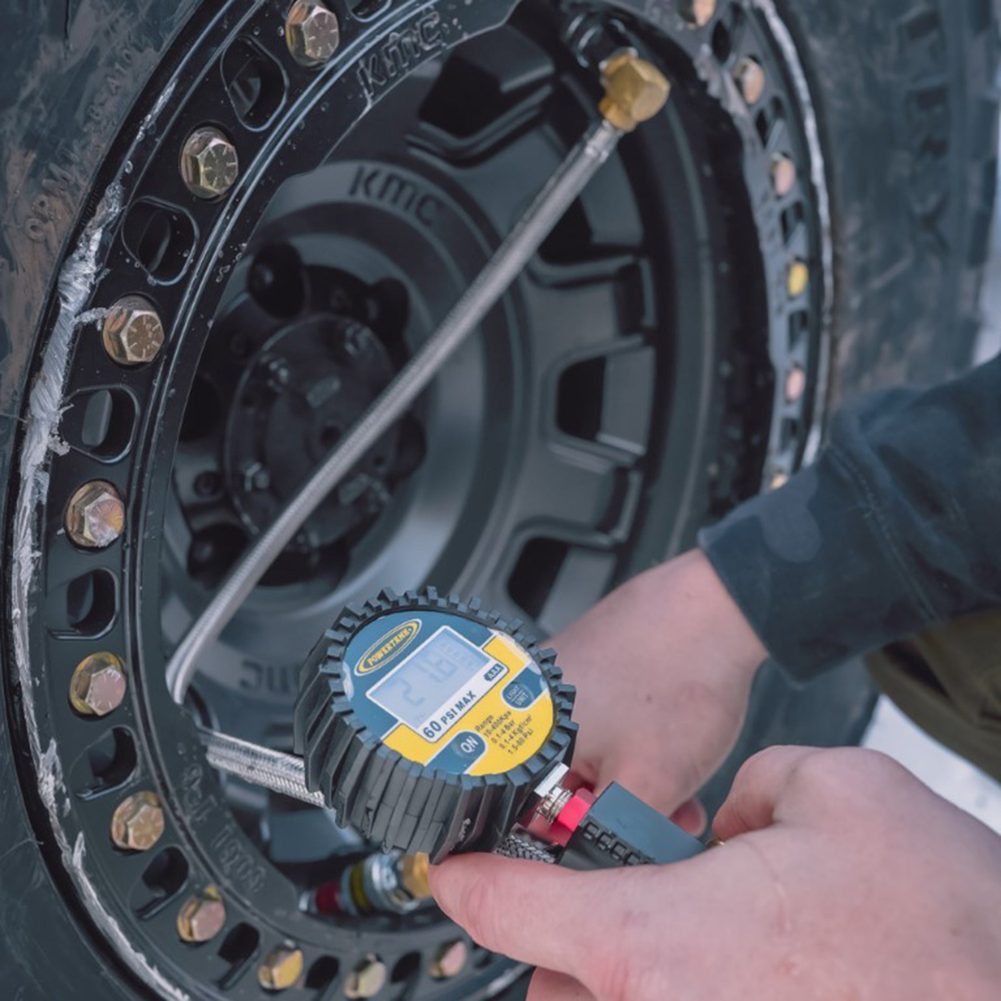 Monster Valve™ Primary - Standard Valve Stem Mount - 5 pack with Ventoso™ RED Tire Inflator Gauge